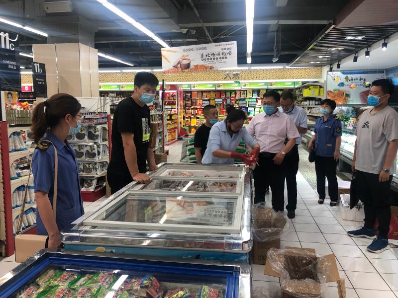 六师五家渠市市场监督管理局开展食品安全专项检查 守护群众“舌尖上的安全”